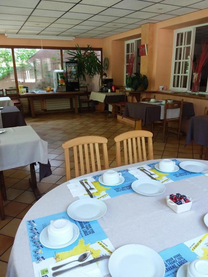 Logis Hotel Le Relais Du Serre Dieulefit Exterior foto